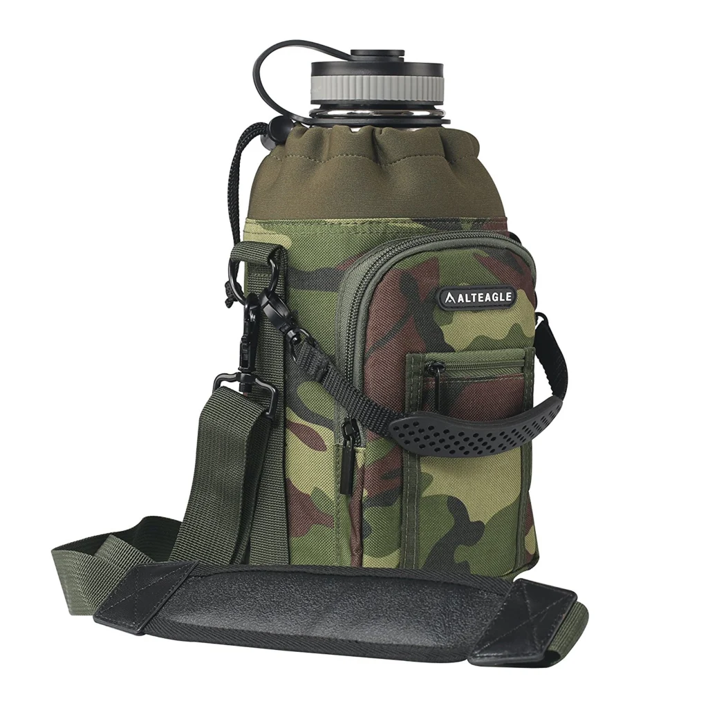 64oz Camouflage Bottle Sleeve Pouch with Handle, Pockets and Shoulder Strap (GL-ZS64)