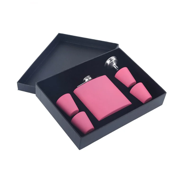 Six-ounce stainless steel hip flask gift set boxed with four 30ml shot glasses and a funnel, GL-FGA series