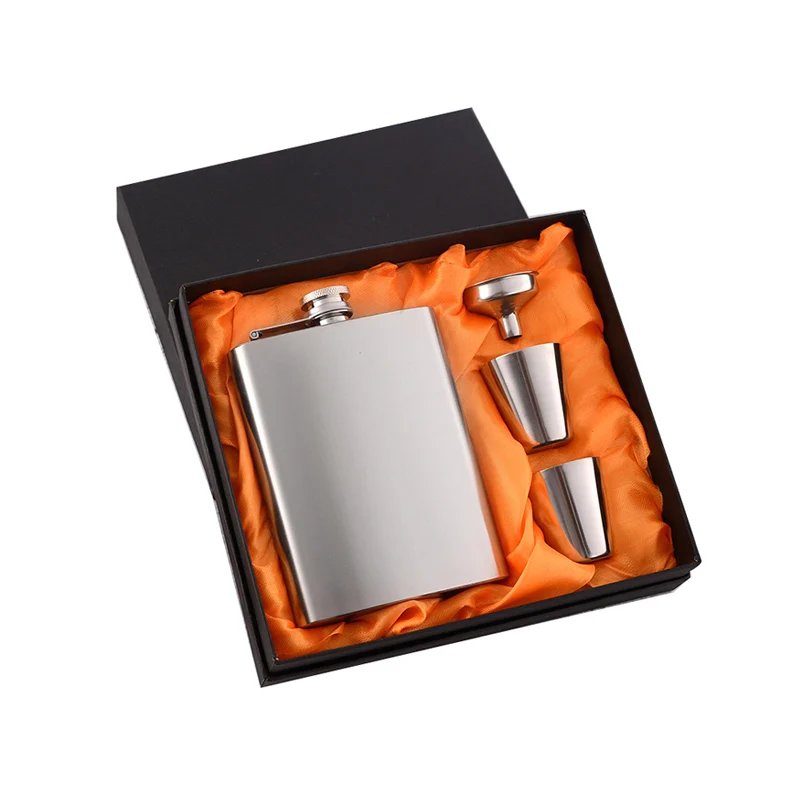 Seven-ounce brushed stainless steel hip flask boxed with two 30ml cups and a funnel in a yellow satin-lined gift box, GL-FGC series