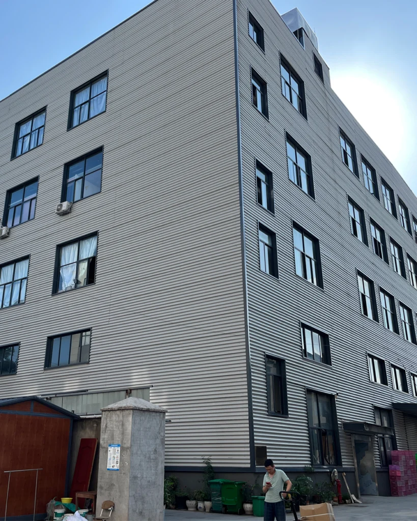 The stainless steel drinkware factory of Jinhua Gaolan Metal Products
